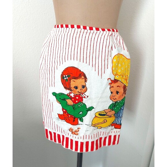 Unbranded Other - Vintage Terry Cloth Red and White Cute Baking Scene Apron